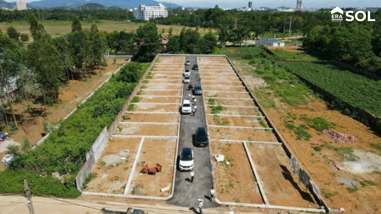 Siết phân lô tách, đất nền, giá đất nền